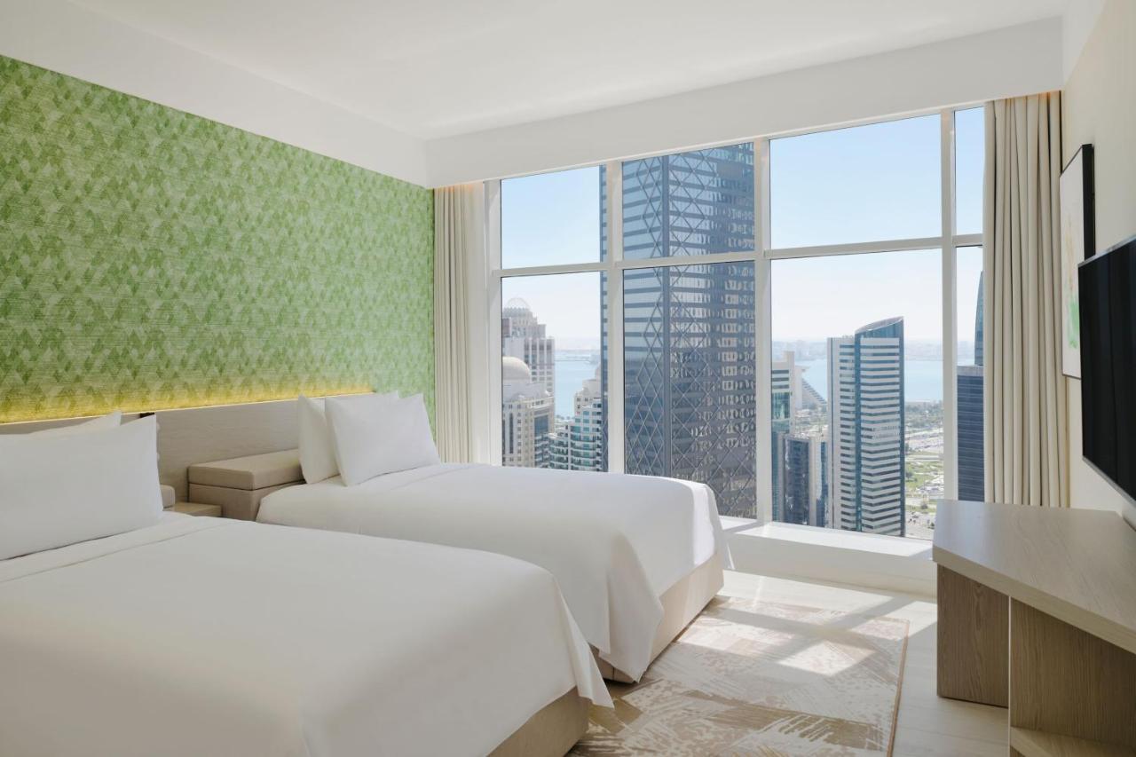 Element By Westin West Bay Doha酒店 外观 照片 A guest room at the hotel