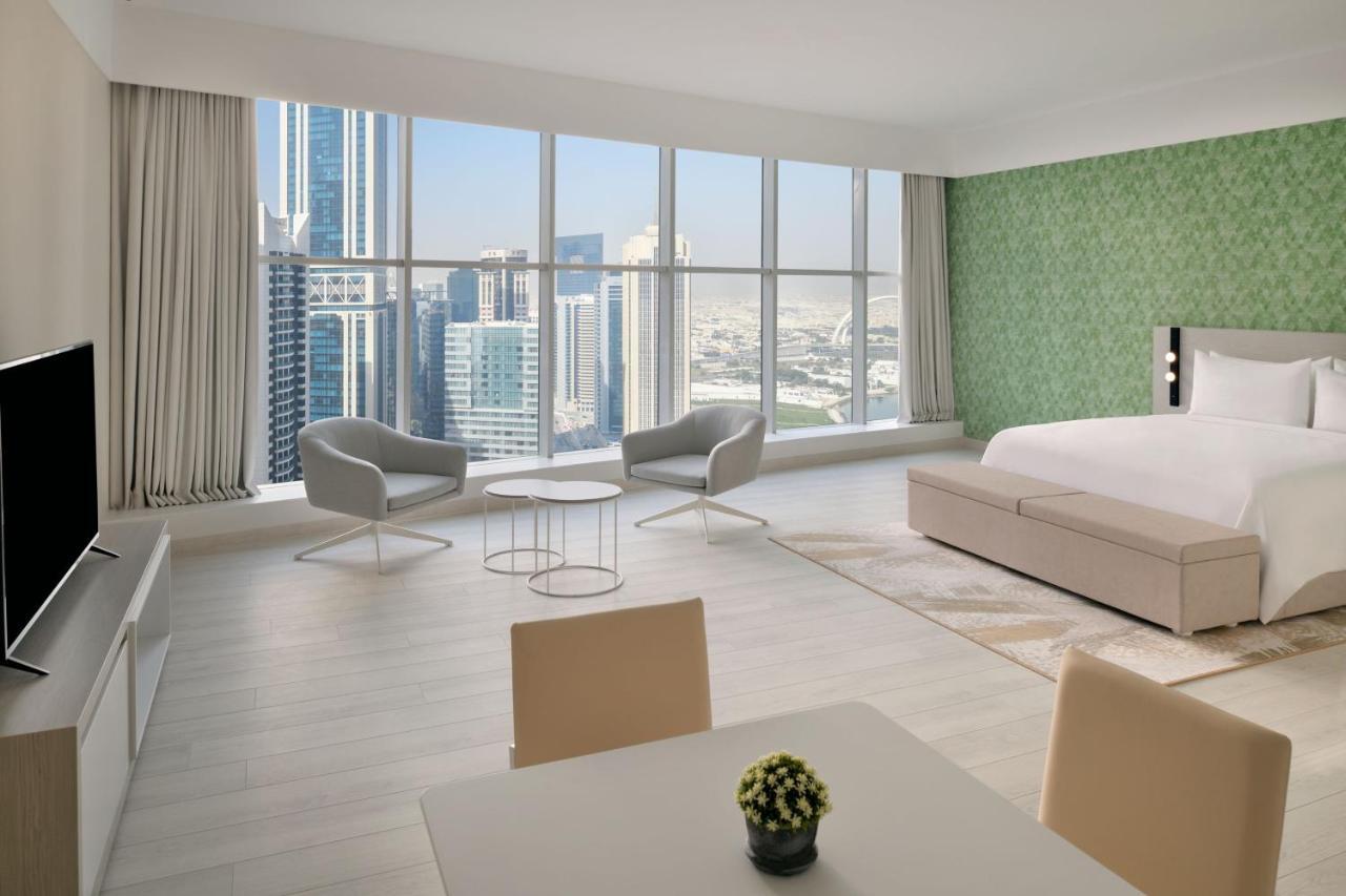 Element By Westin West Bay Doha酒店 外观 照片 A suite at the hotel