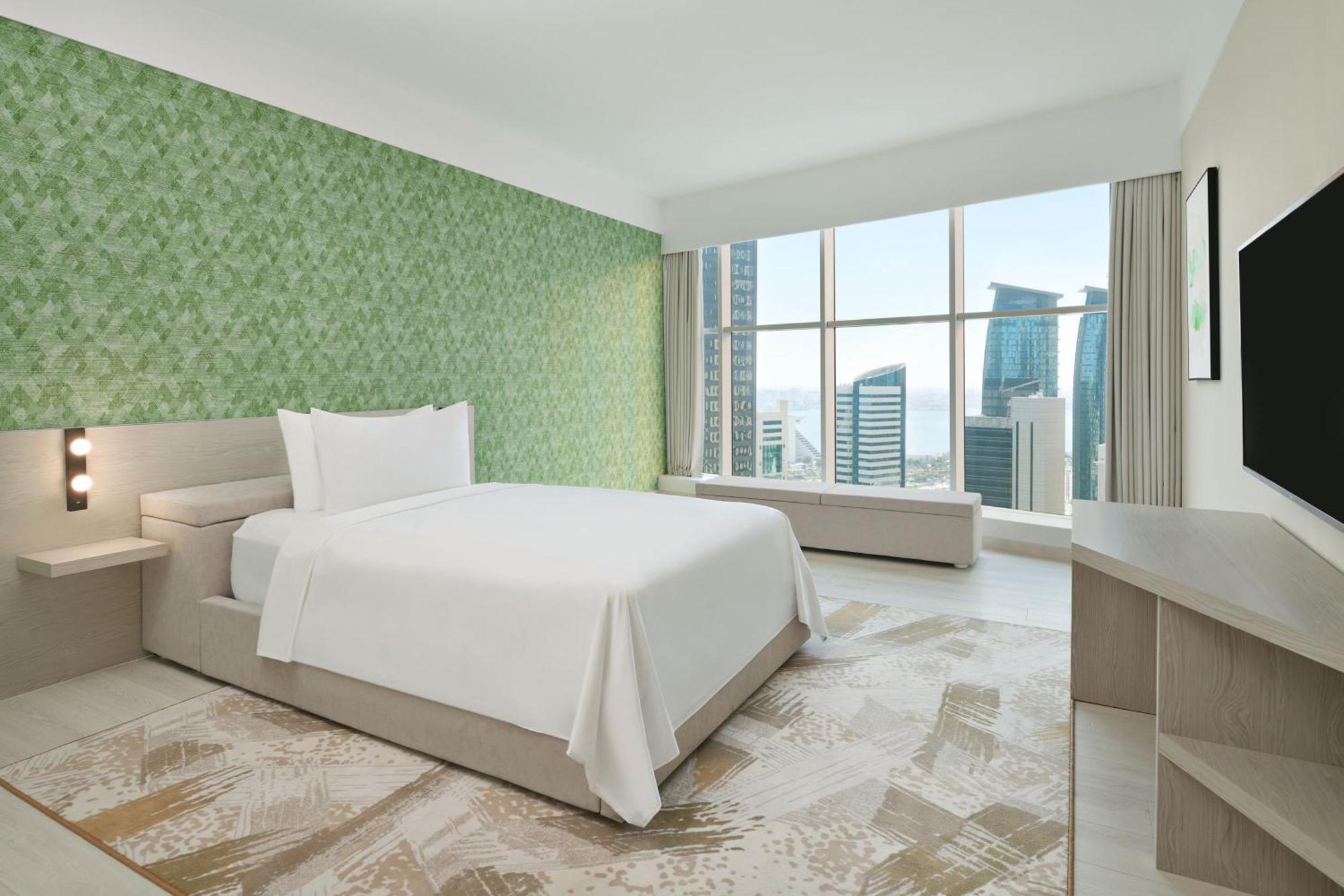 Element By Westin West Bay Doha酒店 外观 照片 A guest room at the hotel